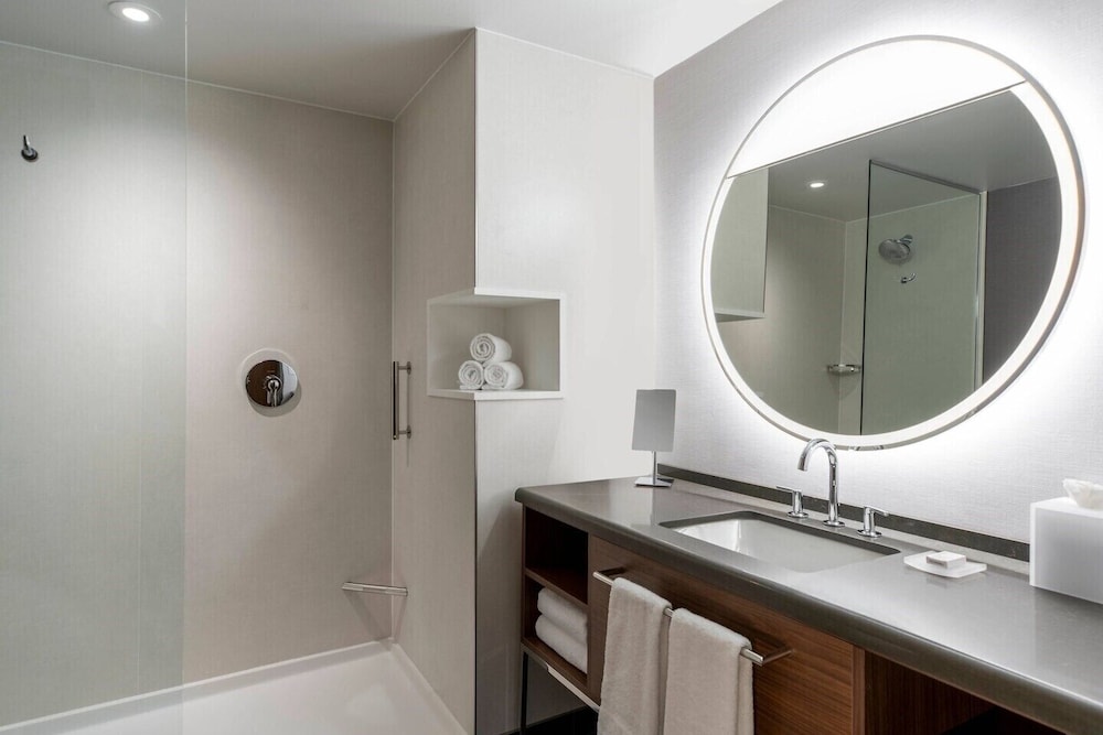 Courtyard by Marriott Austin Dripping Springs - photo 12