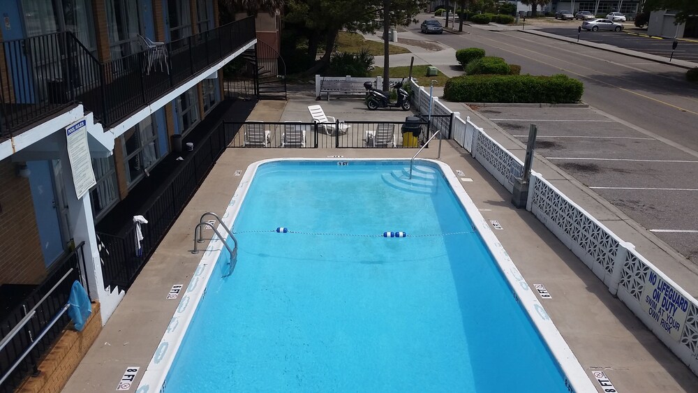 Carolina TarHeel Motel - photo 28