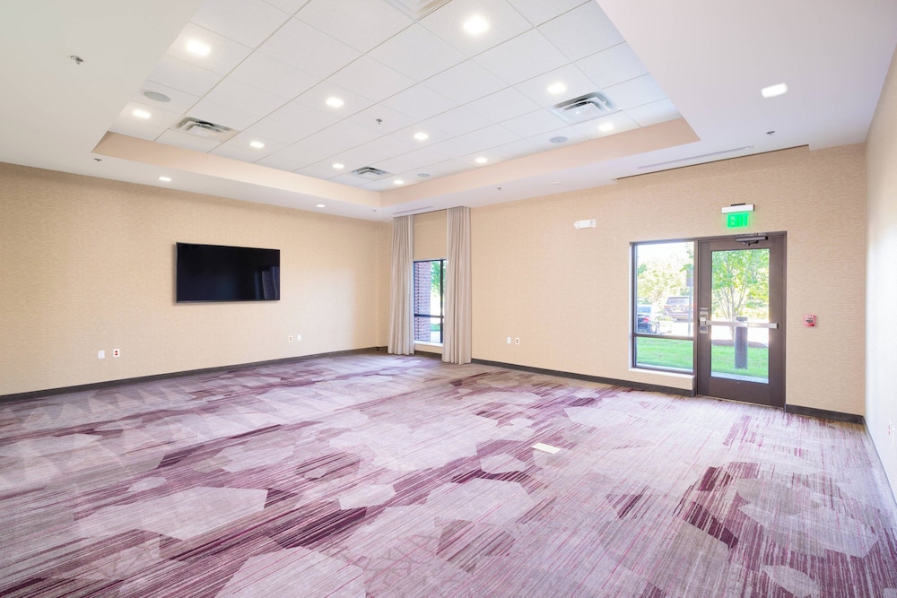 Courtyard by Marriott Bowie - photo 15