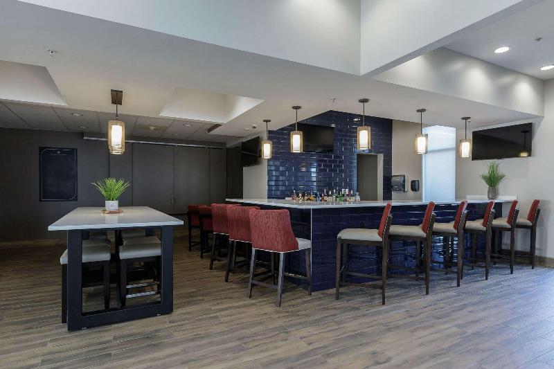 Hilton Garden Inn Elkhart - photo 43