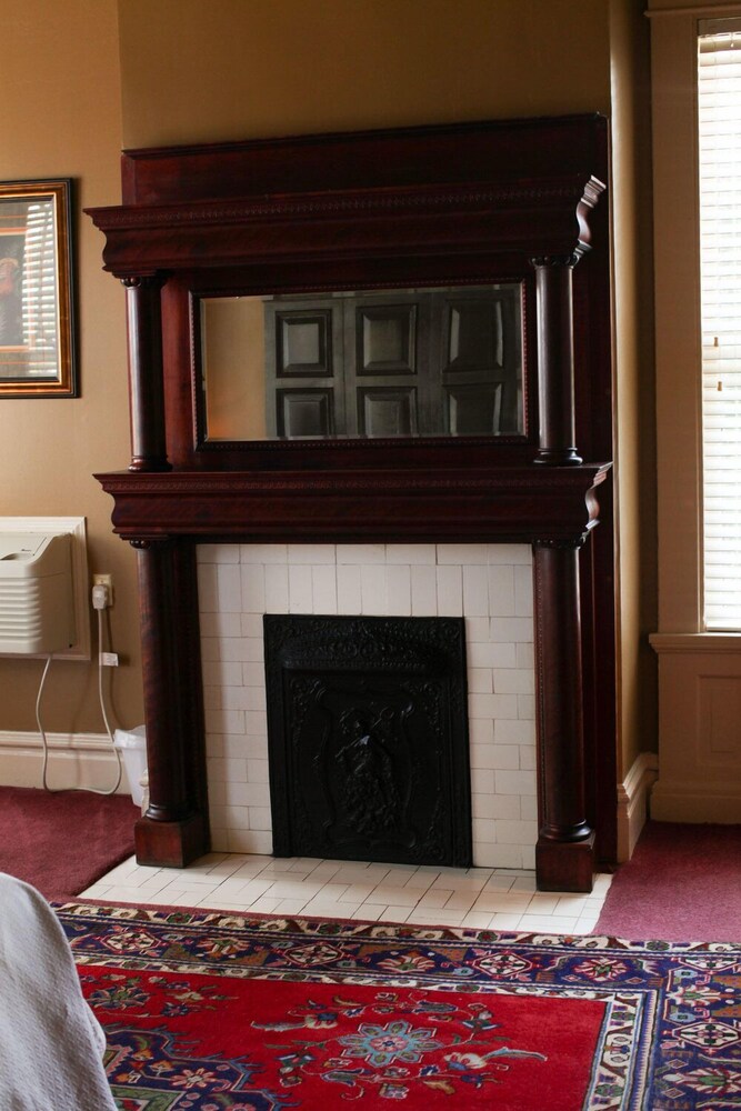 Edwardian Inn - photo 15