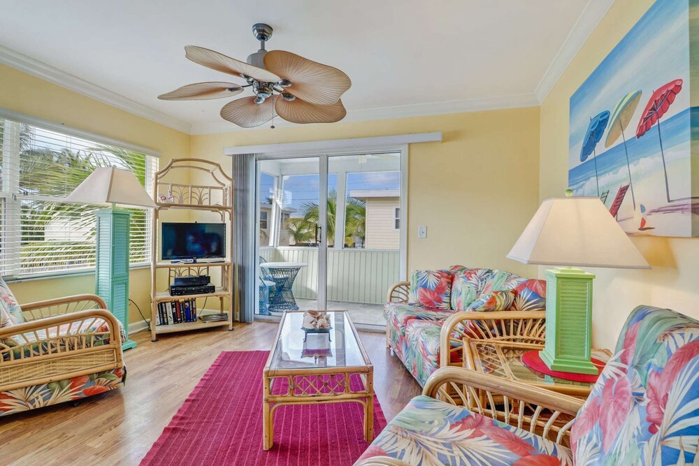 Bahama Beach Club - photo 16