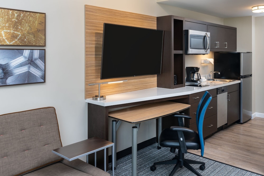 TownePlace Suites by Marriott Miami Kendall West - photo 10