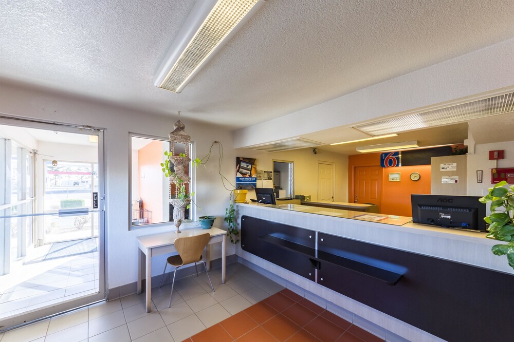 Motel 6 Deming - photo 4