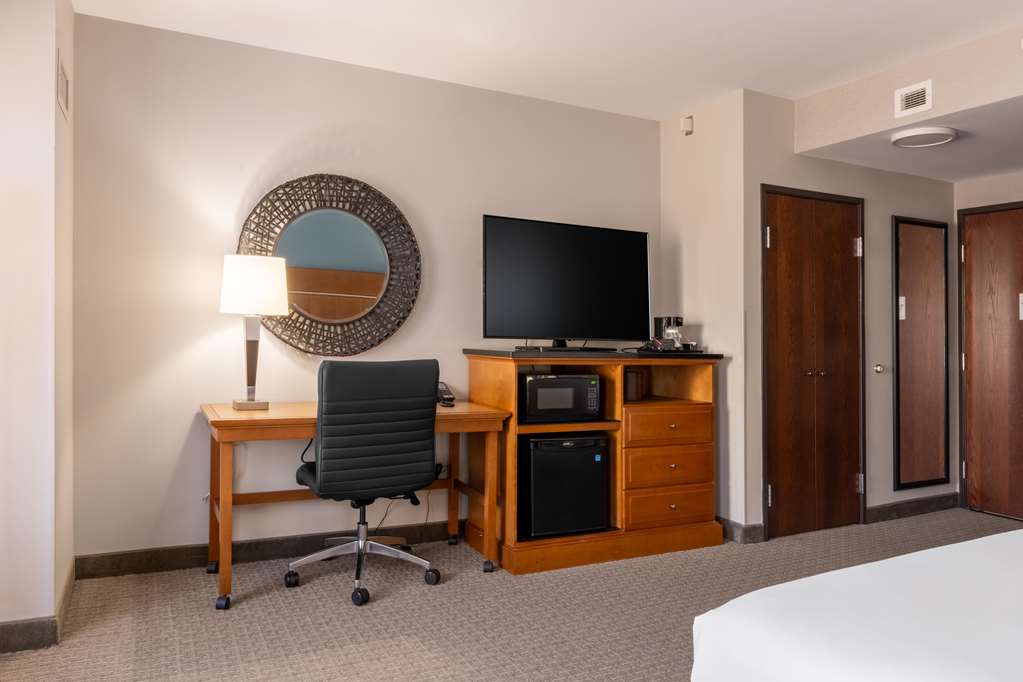 Drury Plaza Hotel Broadview Wichita - photo 37