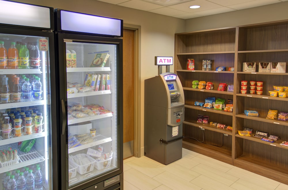 Holiday Inn Express Hotel and Suites Mankato East by IHG - photo 62