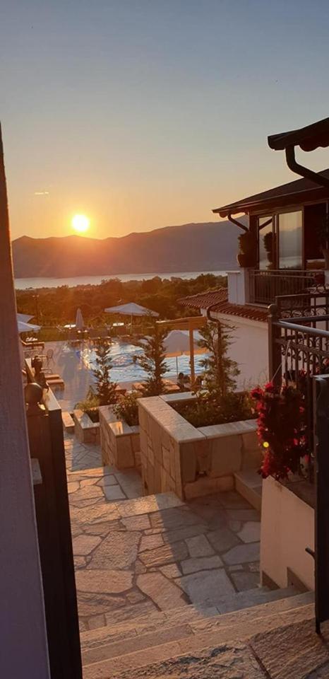 Agnanti Hotel — Velventos