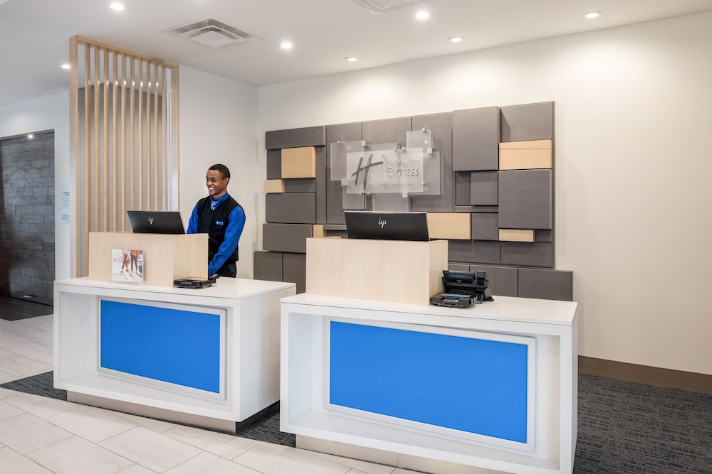 Holiday Inn Express & Suites St. Louis Chesterfield by IHG - photo 44