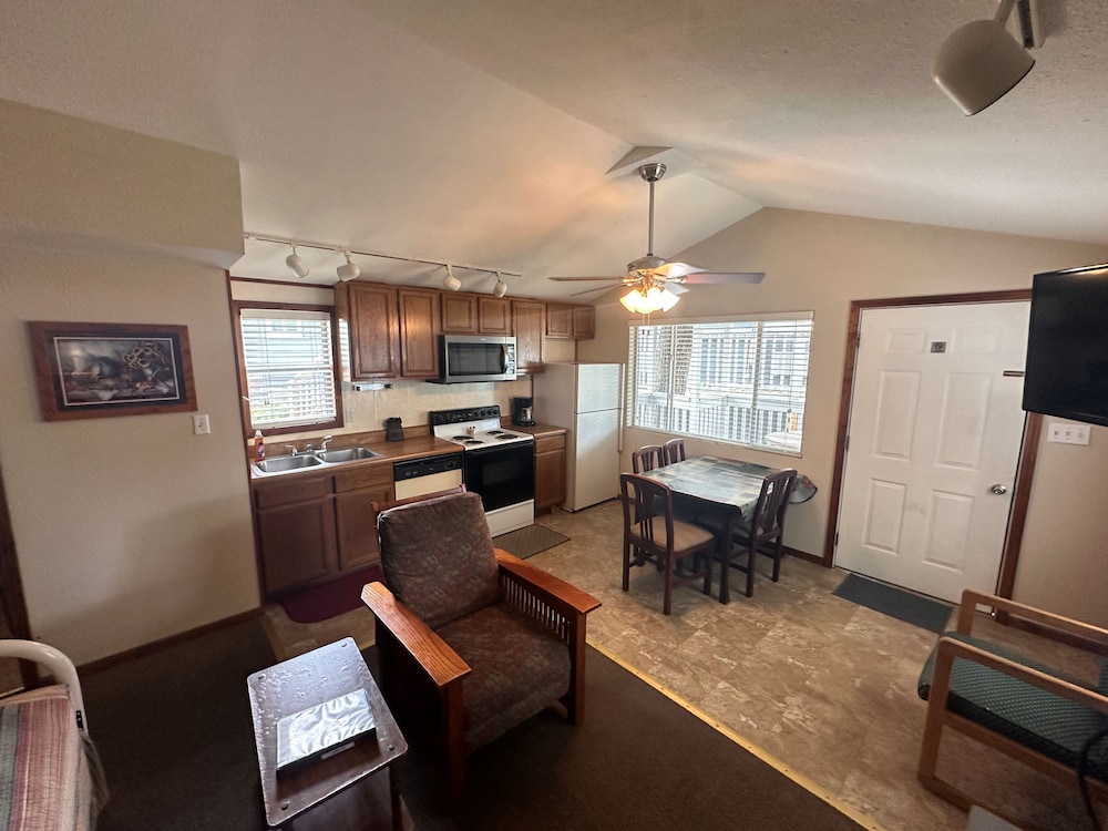 Alhonna Resort LLC - photo 111