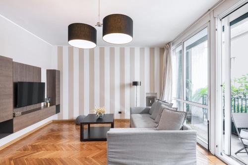 Easylife Milano LuigiRazza 6 Centrale — 4-Star Luxury Hotel in Milan, Italy