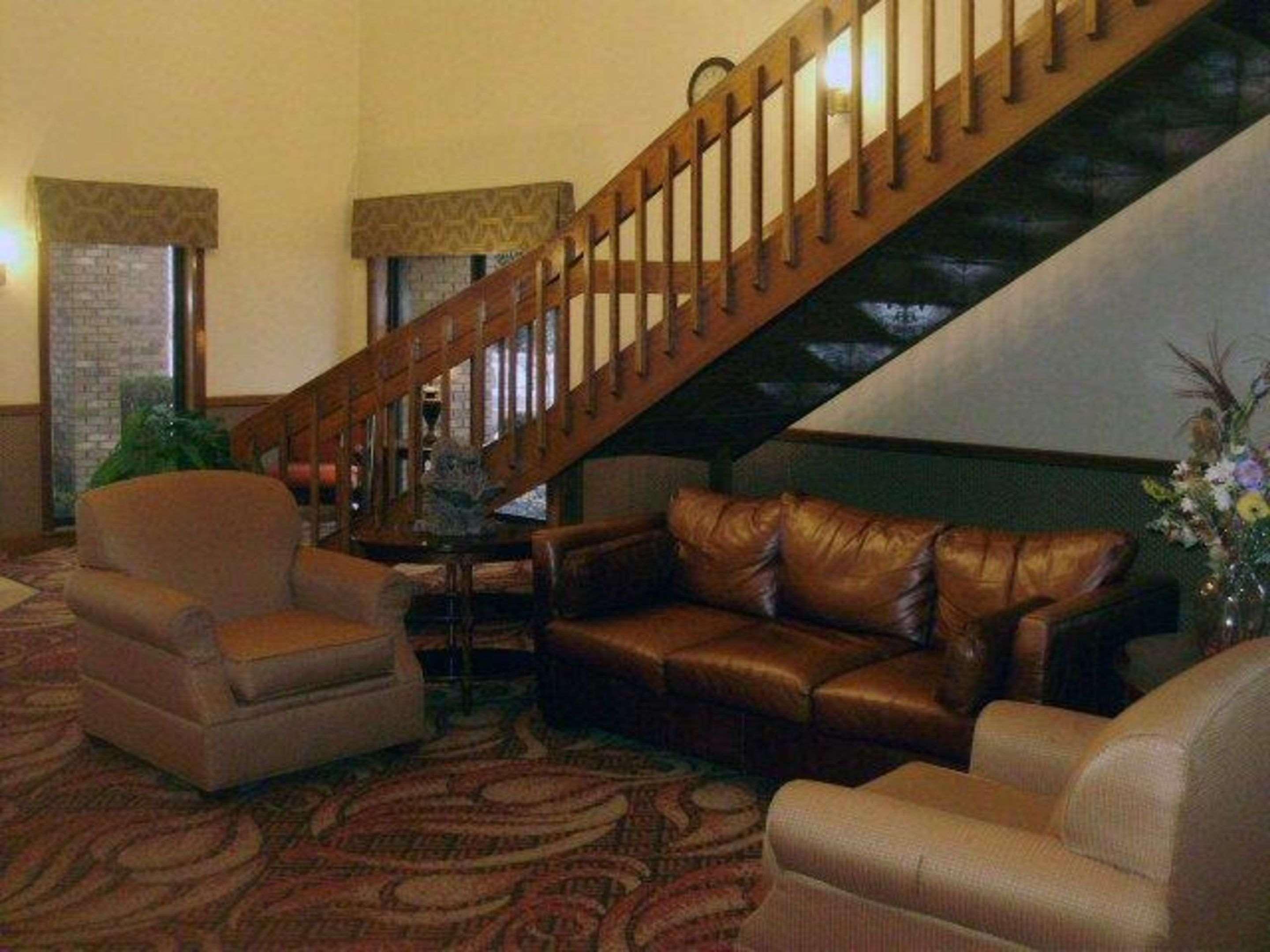 Quality Inn & Suites Searcy I 57 - photo 17