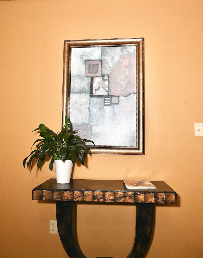 Fortune Inn And Suites Newport - photo 8