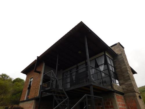Utopía Cabaña de Montaña — hotel in El Rodeo