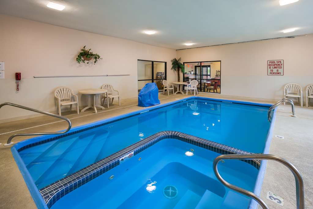 Quality Inn I 70 Near Kansas Speedway - photo 30