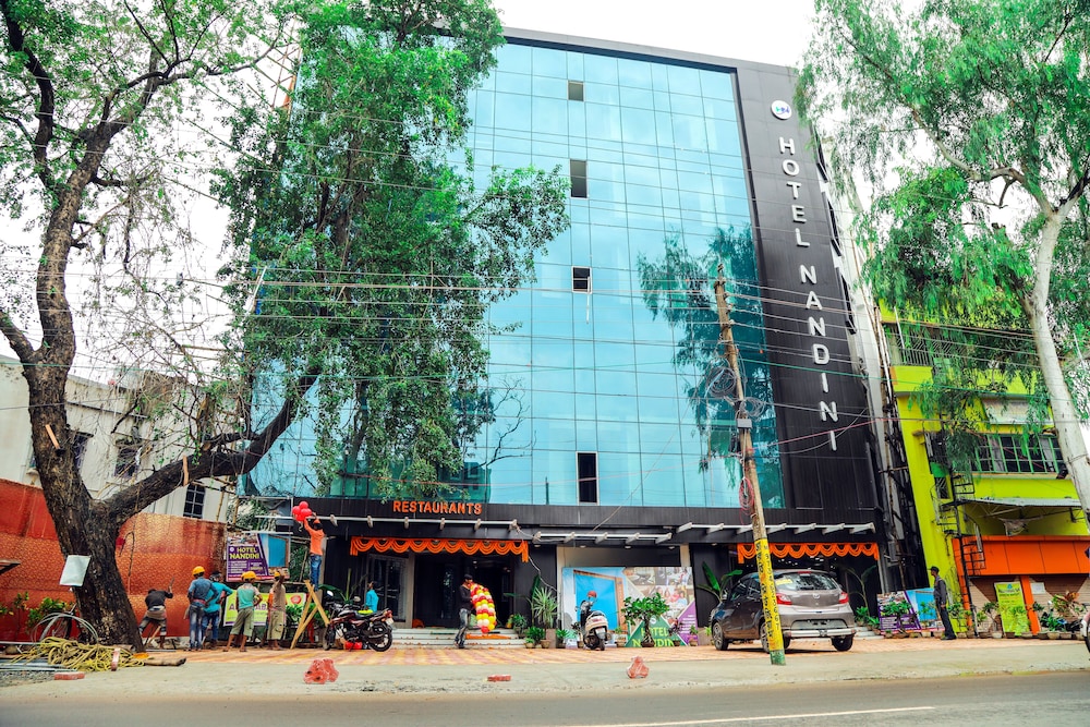 Hotel Nandini - carbon neutral hotel in Baharampur