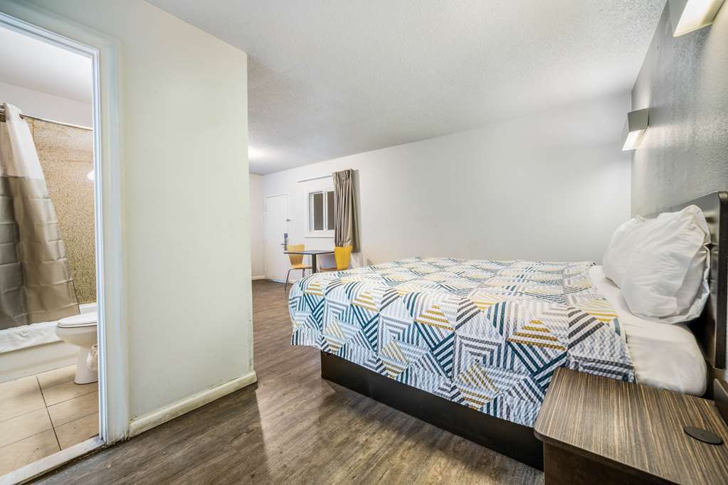 Motel 6 Toms River NJ Near Seaside Heights - photo 19