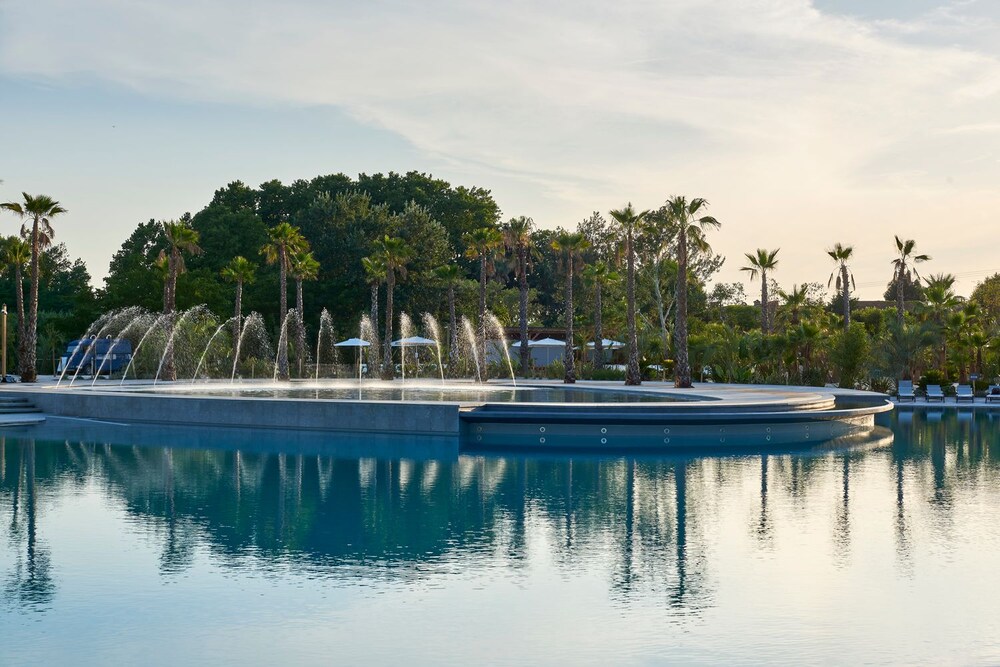 Azur Beach — 5-Star Luxury Hotel in Grimaud, France