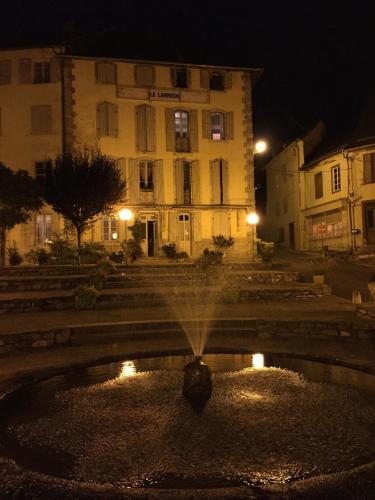 Au Detour Du Larrech — Saint Girons