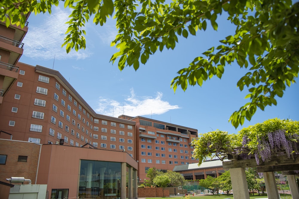Toyako Manseikaku Hotel Lakeside Terrace — hotel in Sapporo