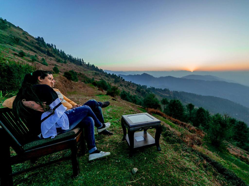 Hawk Eye Resort - carbon neutral hotel in Shimla