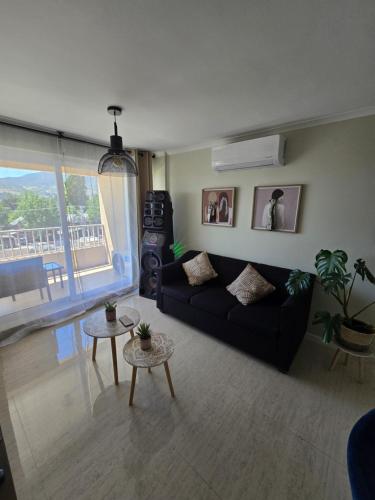 Hermoso y equipado Departamento con wifi y aire acondicionado — 4-Star Luxury Hotel in Machali, Chile