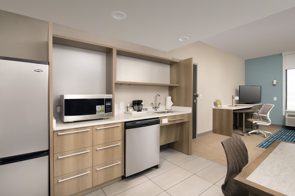 Home2 Suites by Hilton Las Cruces - photo 16