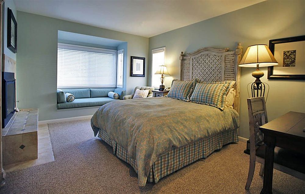 Pillar Point Inn - carbon neutral hotel in El Granada