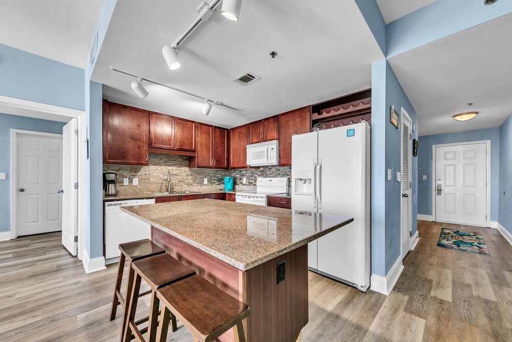 Laketown Wharf 927 - photo 11