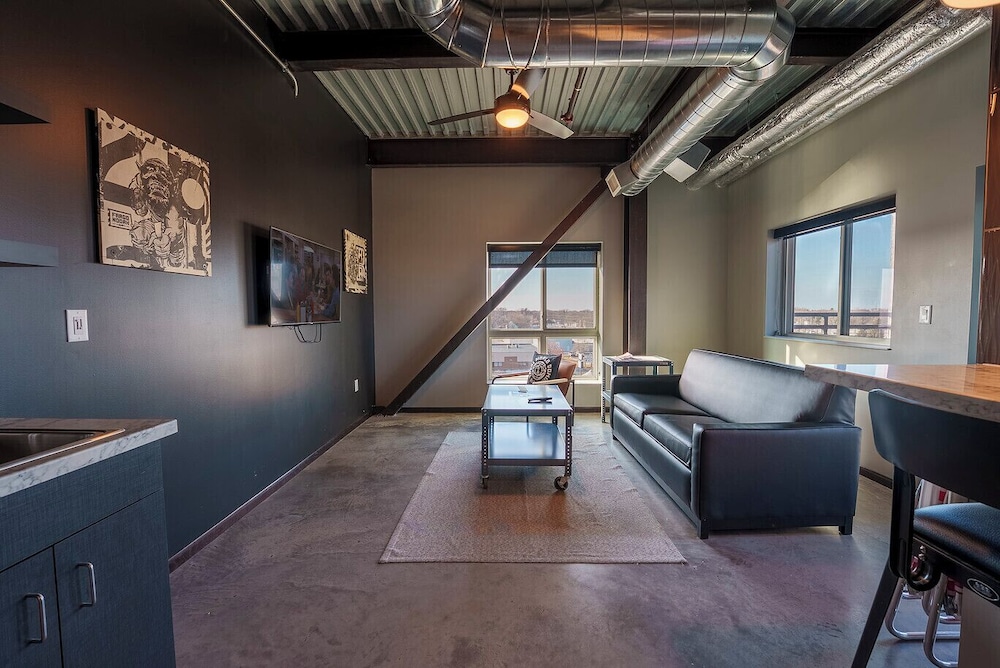 Brewhalla Hotel - photo 60