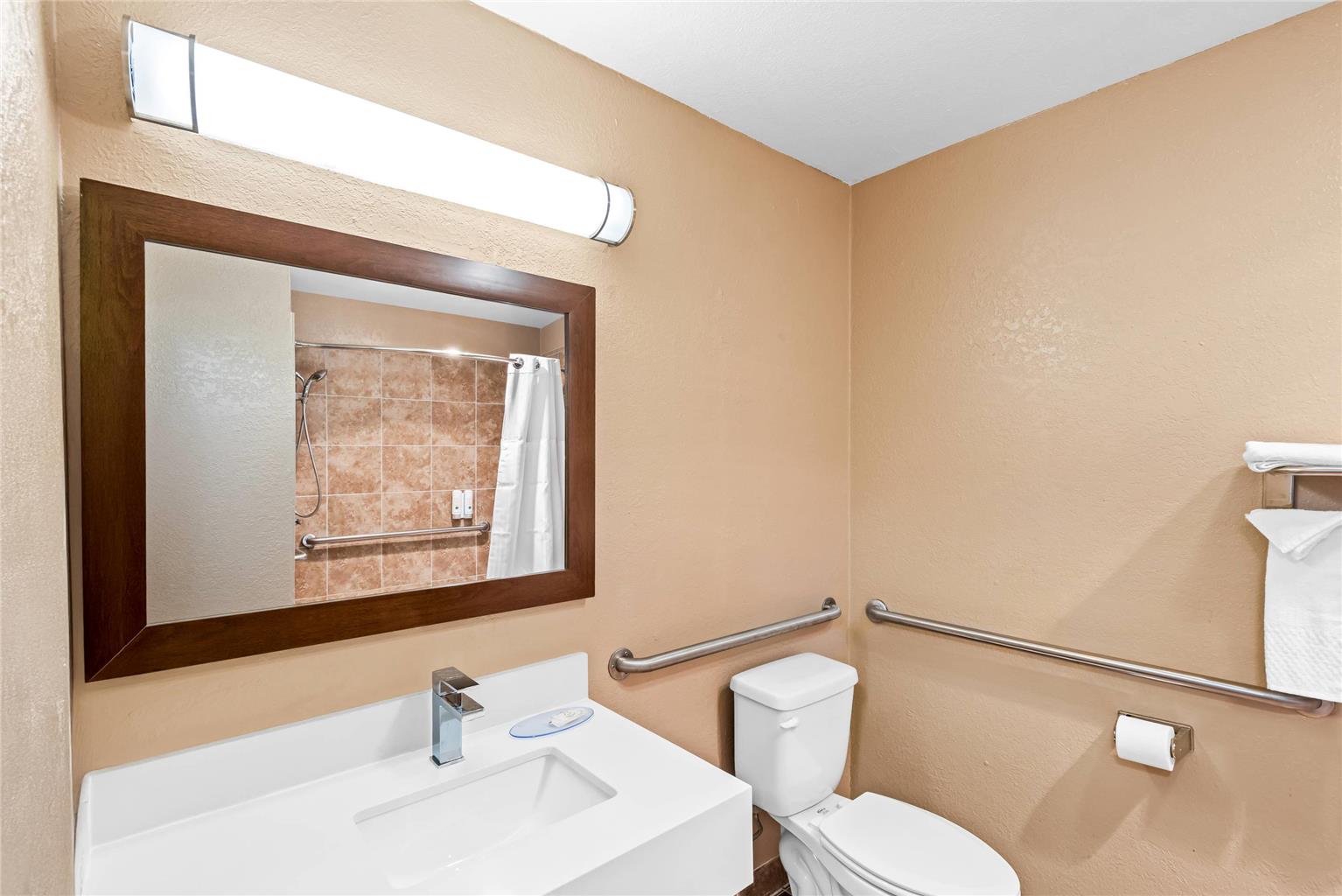 Quality Inn West Des Moines Clive - photo 20