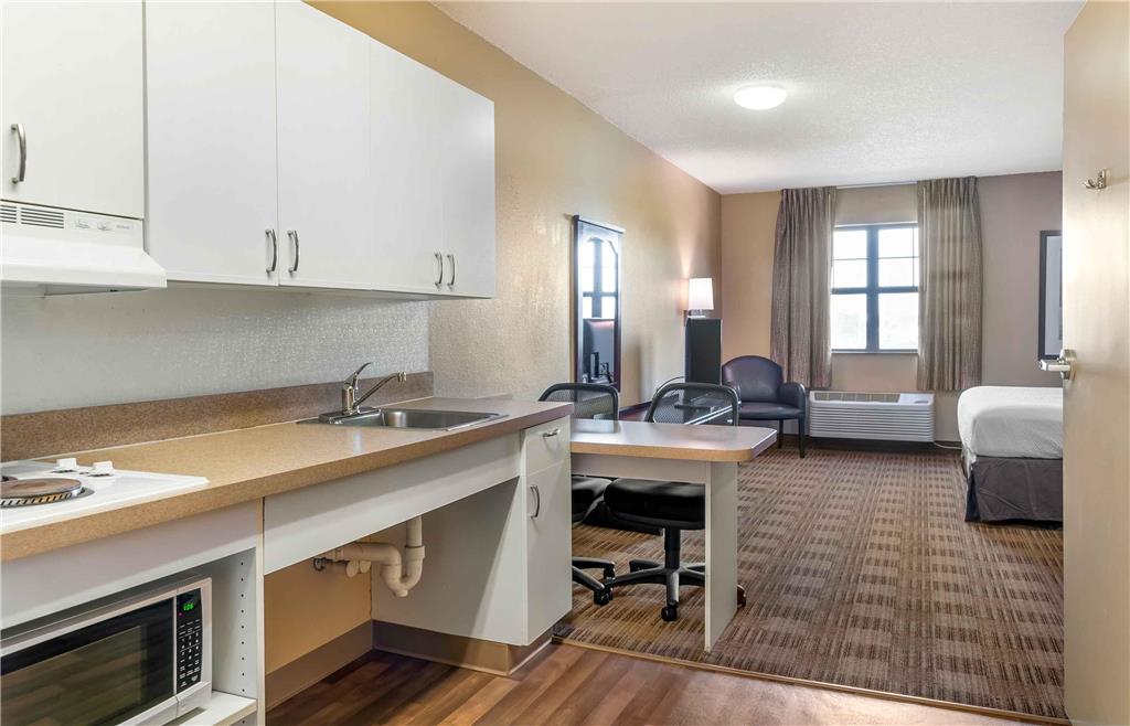 Extended Stay America Suites Toledo Holland - photo 15