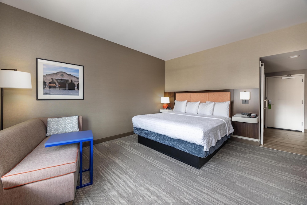 Hampton Inn & Suites Logan - photo 29