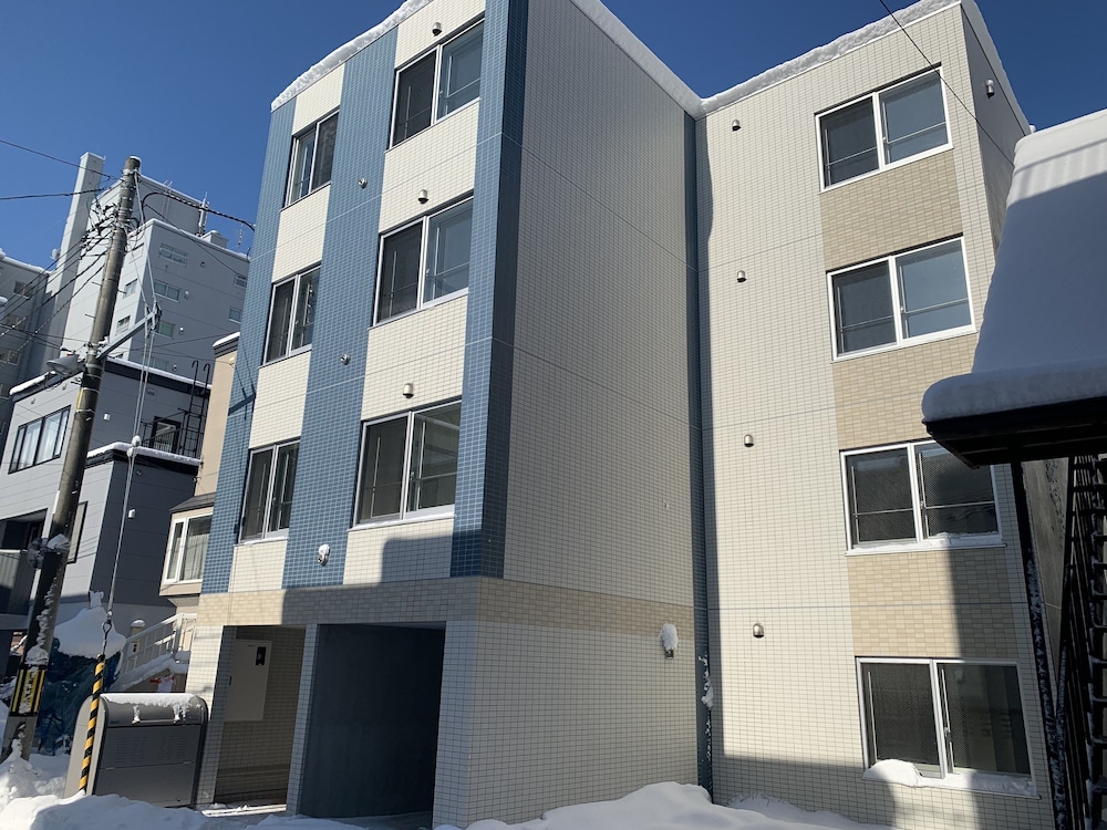 Blue Ocean C - carbon neutral hotel in Sapporo