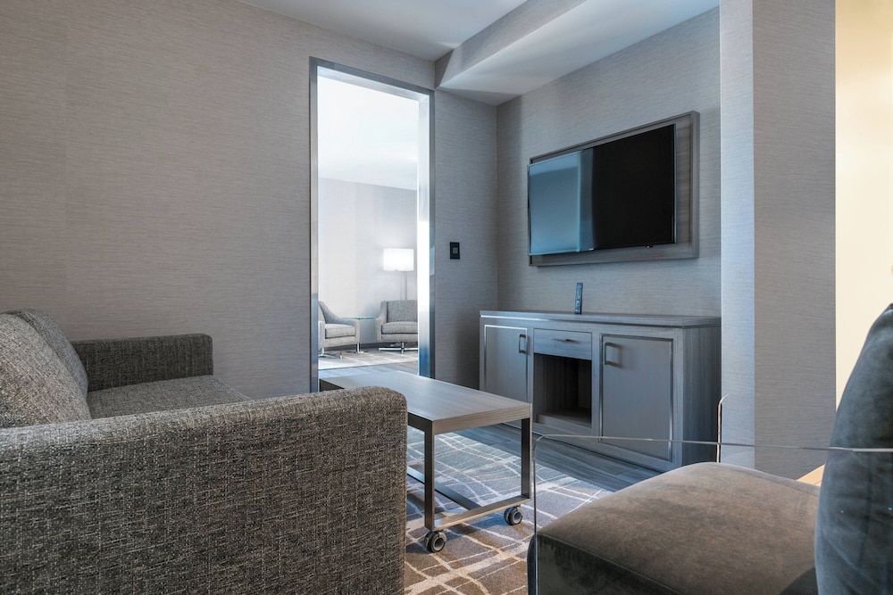 AC Hotel by Marriott Boston Cambridge - photo 22
