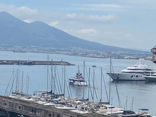 Appartamento vista mare Aria 'e mare tra Pompei e Sorrento — 4-Star Luxury Hotel in Castellammare Di Stabia, Italy
