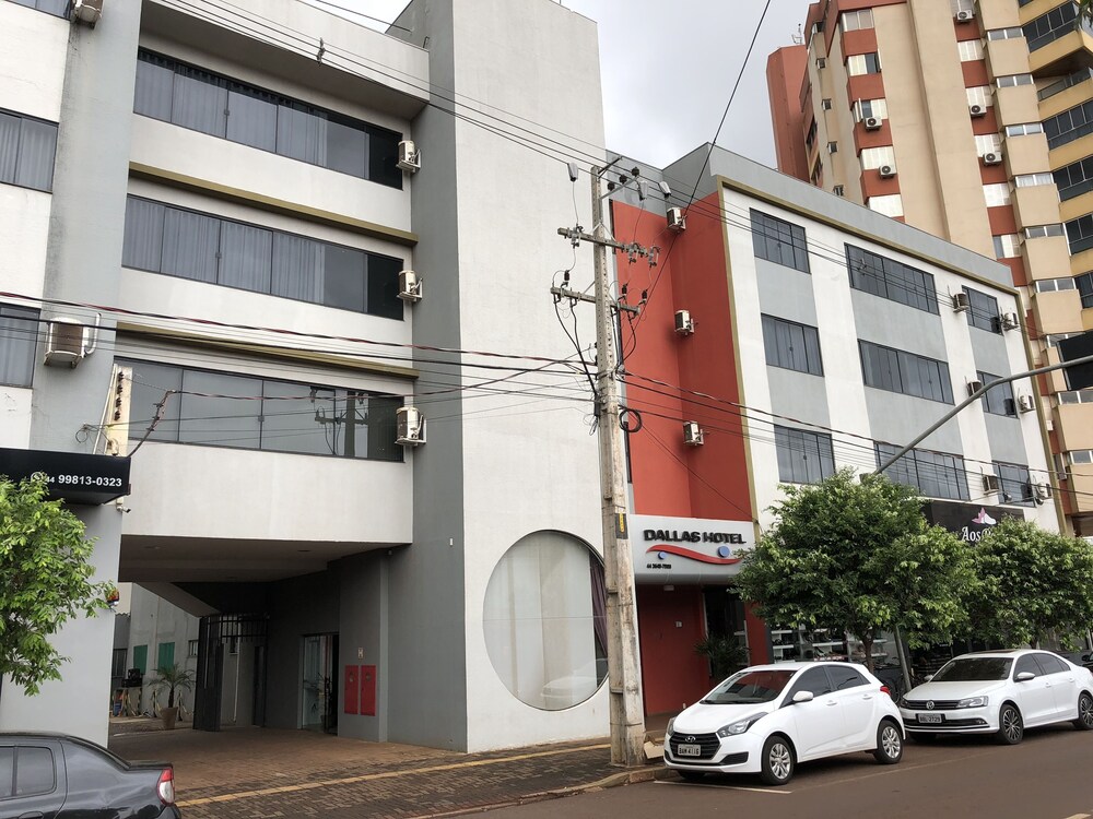 Dallas Hotel — hotel in Palotina