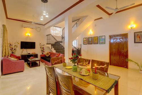 Ludo Private Pool Villa WiFi Caretaker Parking North Goa — 4-Star Luxury Hotel in Baga, India
