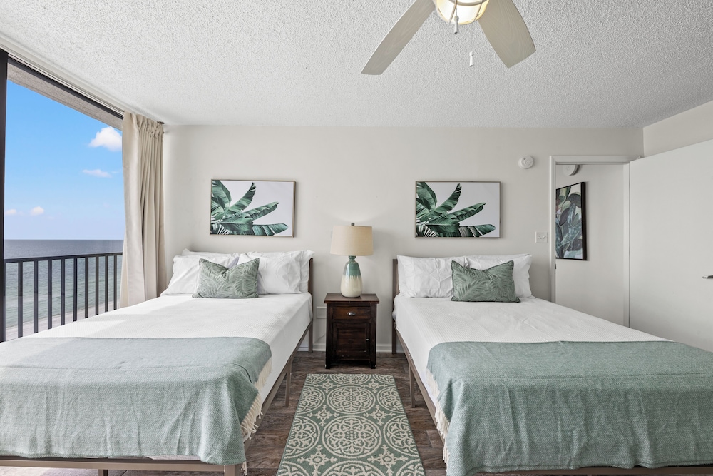 Sandpiper Beacon Beach Resort - photo 59