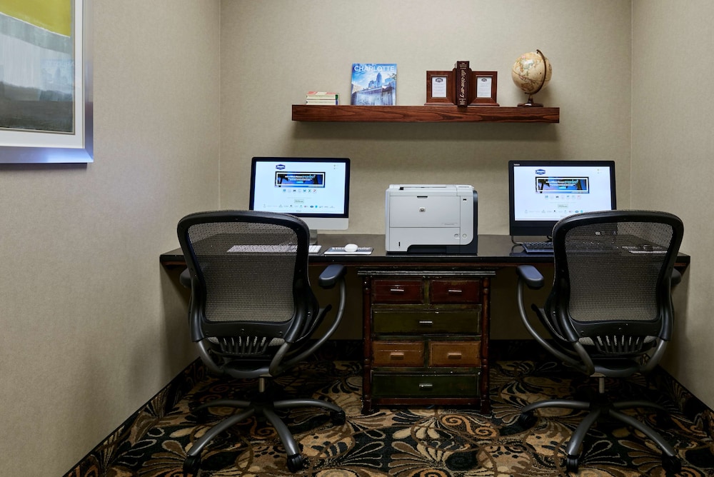Hampton Inn & Suites Concord Charlotte - photo 39