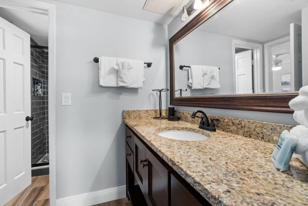 Edgewater 41 - photo 17