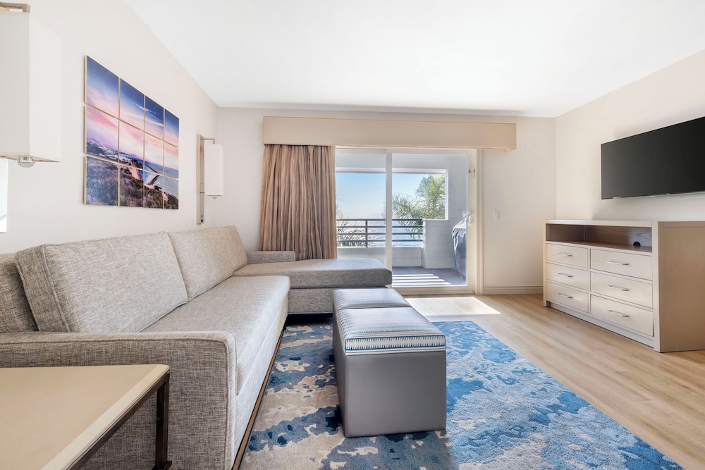 Hilton Vacation Club Riviera Beach & Shores CA - photo 34