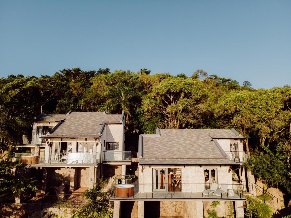 Naatooh Guest Houses — 4-Star Luxury Hotel in Florianopolis, Brasil