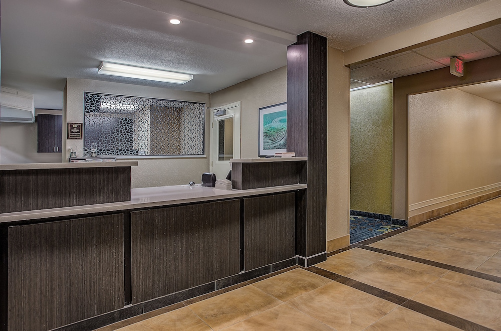 Candlewood Suites Louisville Airport by IHG - photo 29