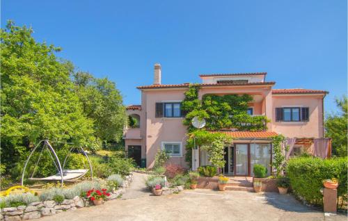 2 Bedroom Awesome Apartment In Krasica — 4-Star Luxury Hotel in Krasica, Croatia
