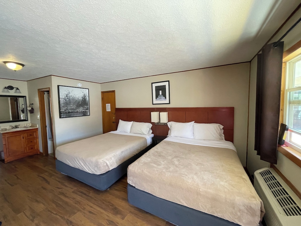 Hunter's Friend Resort - photo 18