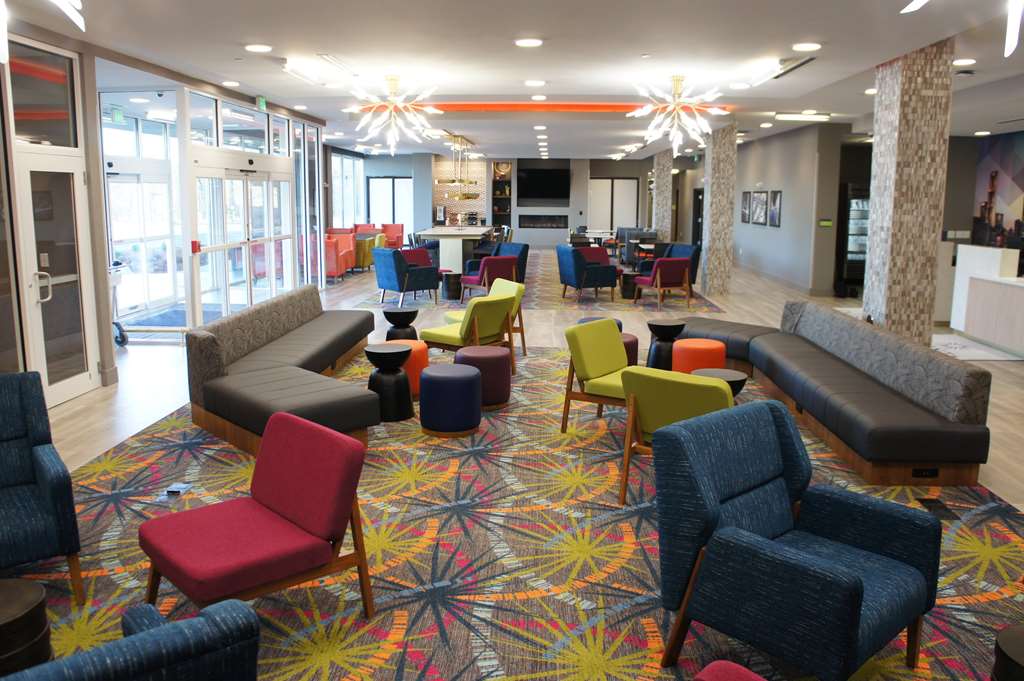 La Quinta Inn & Suites by Wyndham Braselton - photo 8