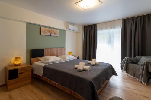 Entire Apt Maisonette 1 Bedroom — 4-Star Luxury Hotel in Athens, Greece