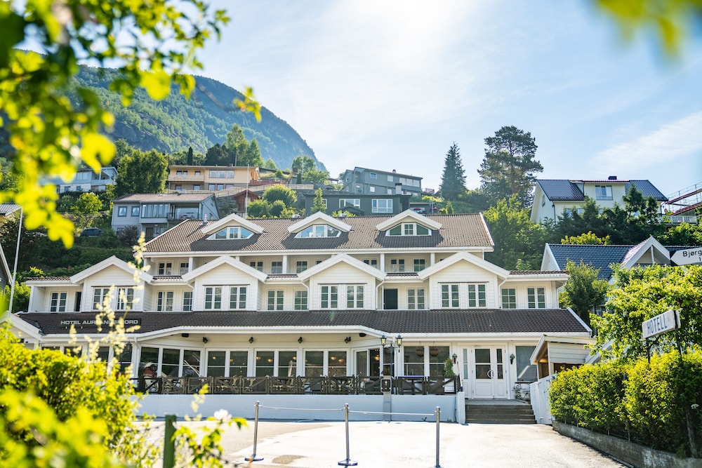 Hotel Aurlandsfjord pet-friendly hotel Aurlandsvangen