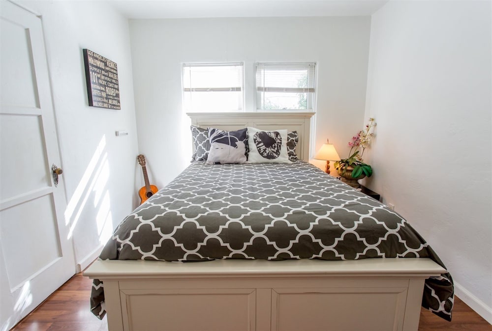 Orange Tree Cottages Downtown - photo 26