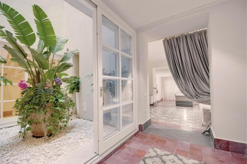 Right House Stampace Historic Centre — 4-Star Luxury Hotel in Cagliari, Italy